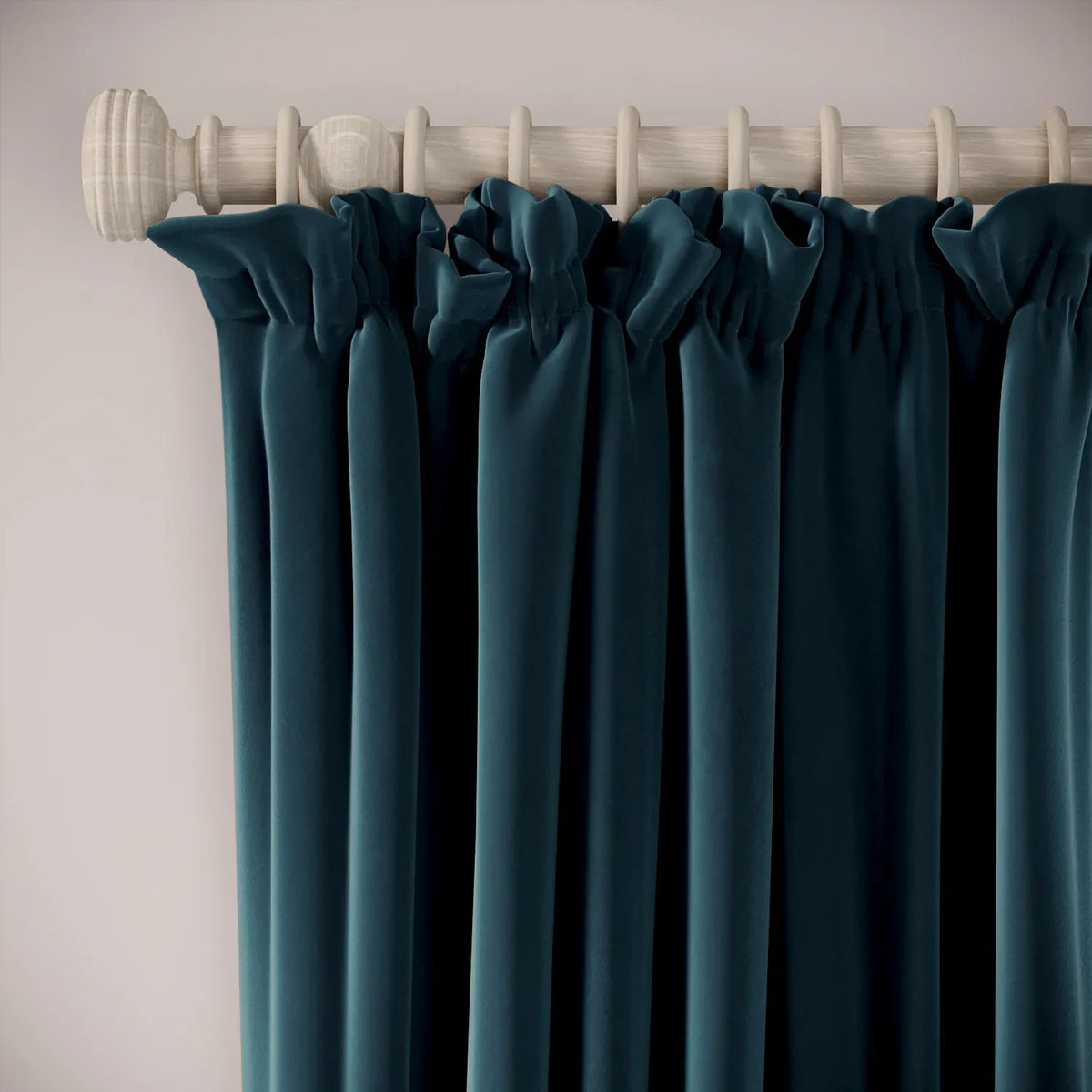 Cwtch Curtains - Soft Velvet - Reef