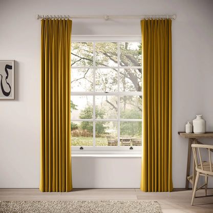 Fido Curtains - Soft Velvet - Lucky Strike
